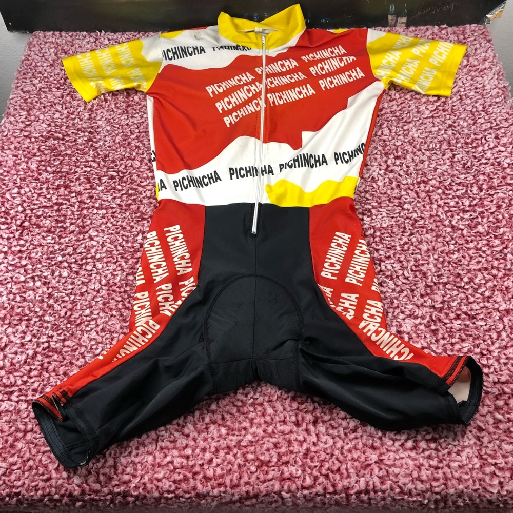 Men bikelist suit